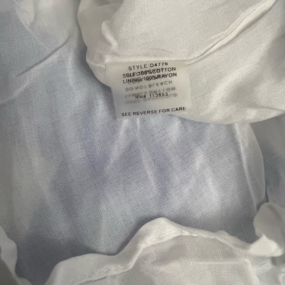 Sugar lips plaid off the shoulder dress size S Color: white and blue - Picture 4 of 9